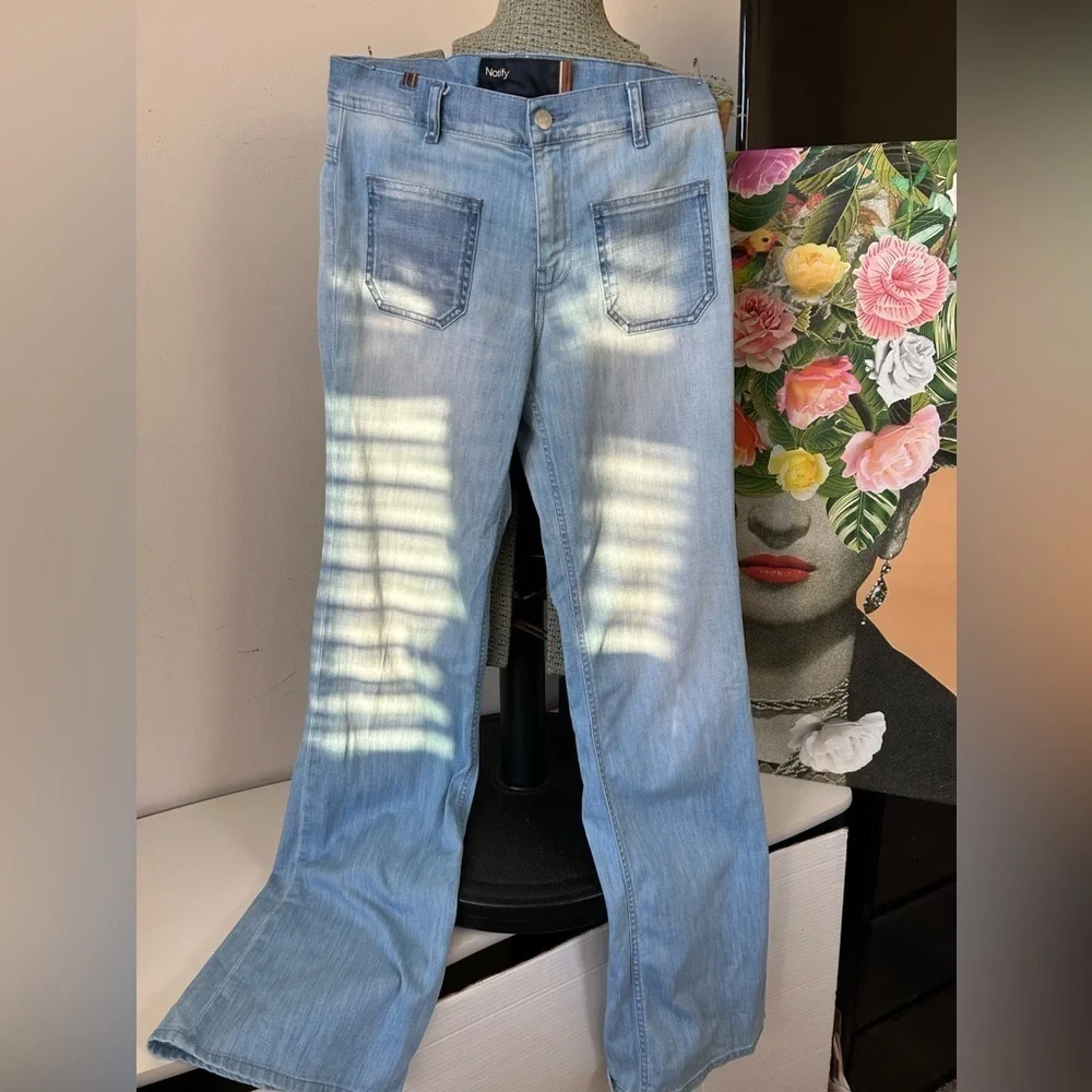 VINTAGE NOTIFY HIGH RISE FLARE LEG EXCELLENT CONDITION, LIKE NEW Sz. 28 inseam
